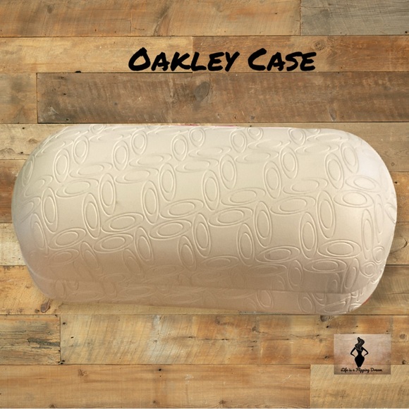 Oakley Accessories - Oakley White Embossed Sunglasses Case